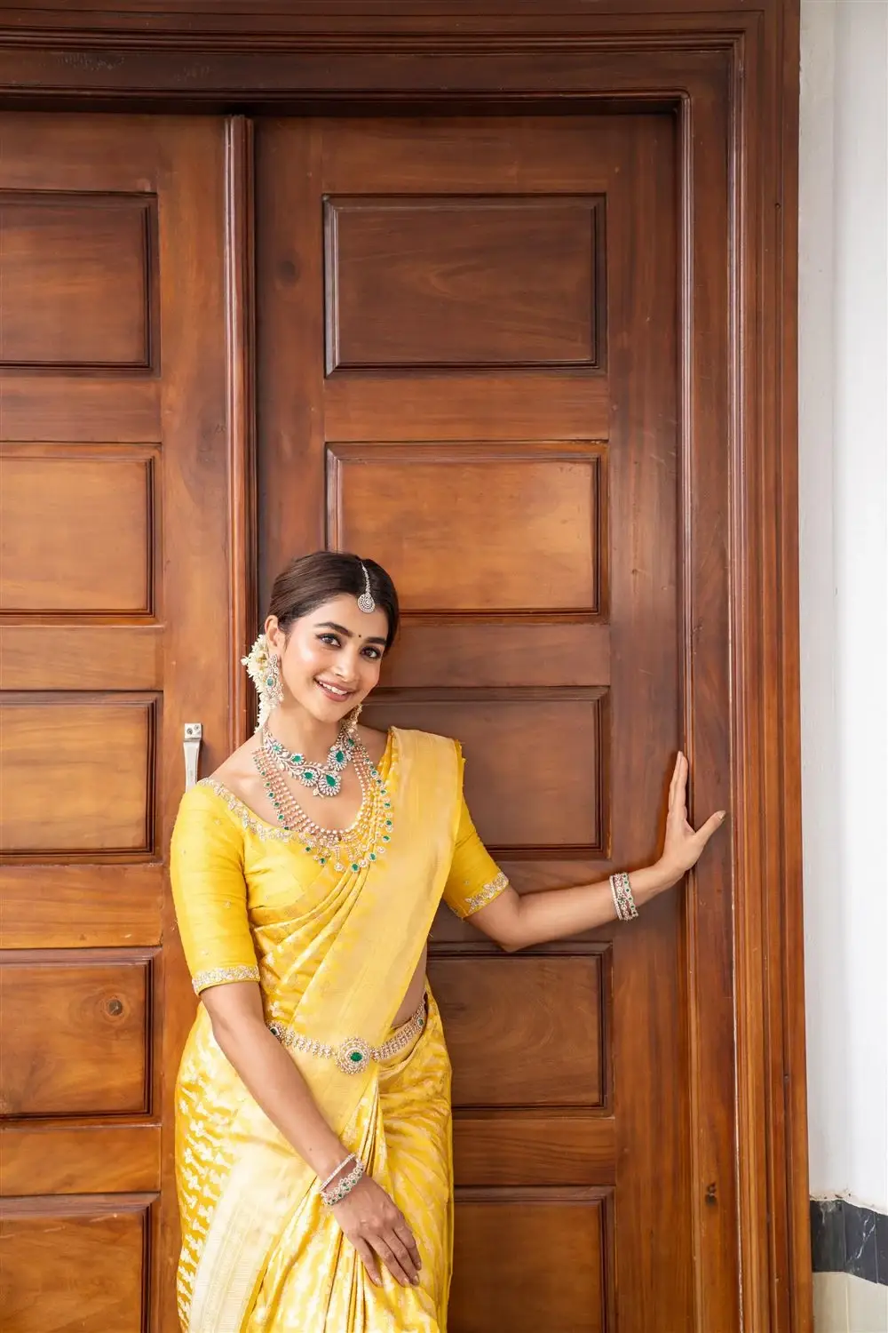 TELUGU ACTRESS POOJA HEGDE IN YELLOW SILK SAREE 16